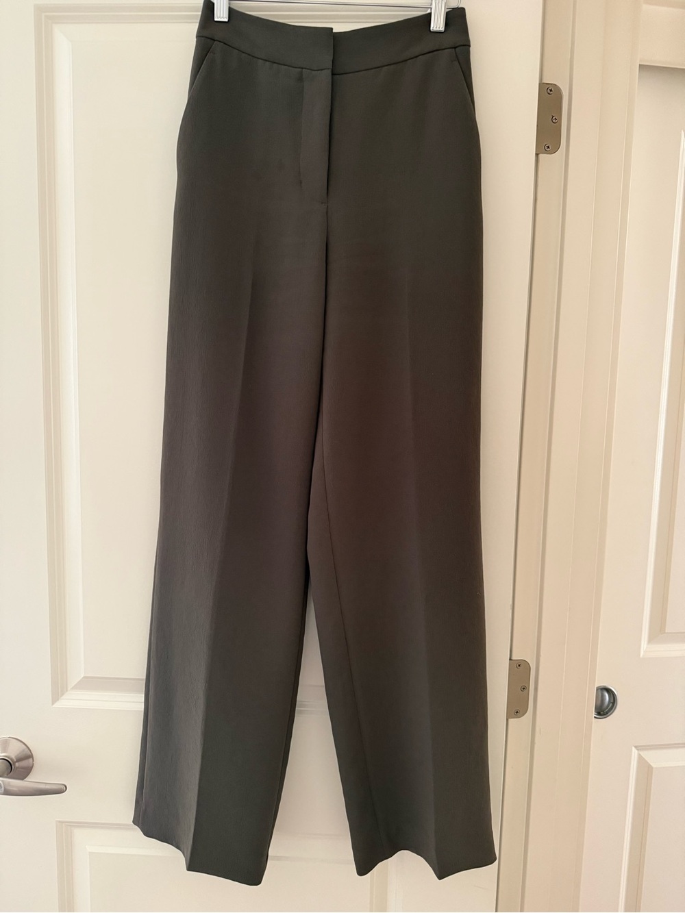 Aritzia Limitless Pants  - Classic Women's Trousers